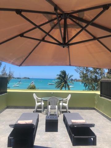 Apartamento Ocean-View Penthouse With Roof Terrace, Grand Baie, Waterside Complex The Vale Exterior foto
